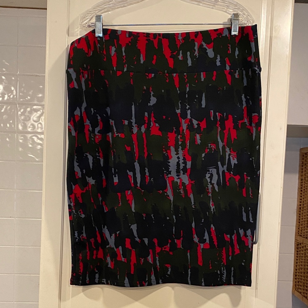 EUC LuLaRoe Vibrant Abstract midi Skirt size 2XL